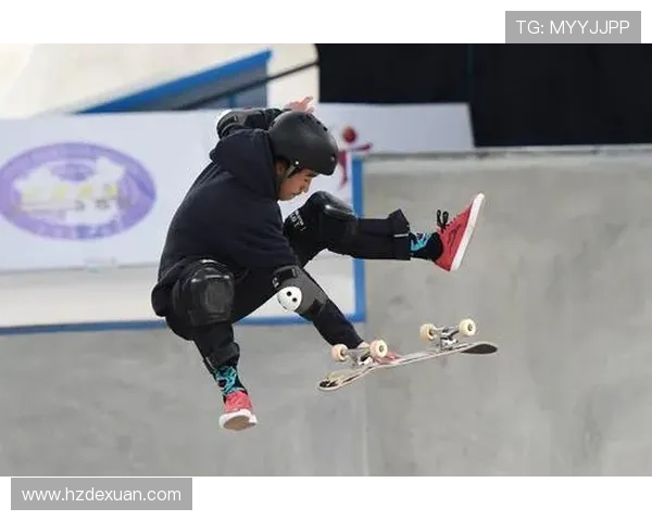 成都滑板队在世界攀岩锦标赛中的经验与表现分析